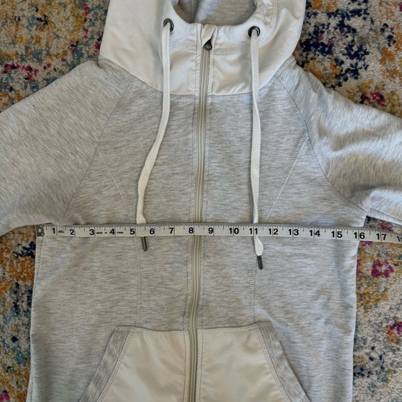 Studio by Energy Zone Women’s Zip Up Athletic Sweater Size Small - Picture 11 of 13